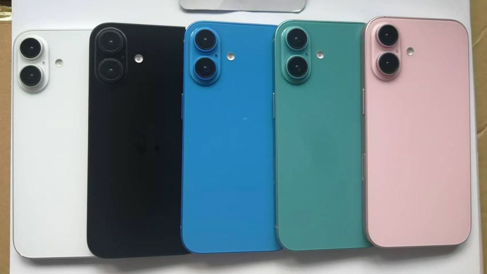 iPhone 16 Colors Dummies