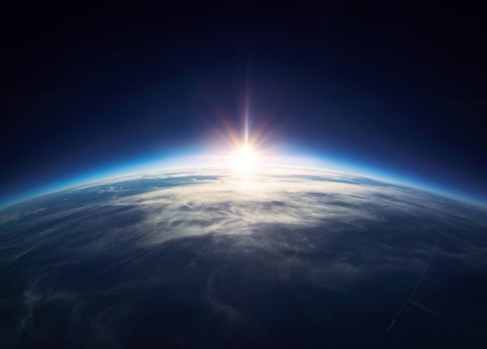 Shutterstock 2461413065 696x500