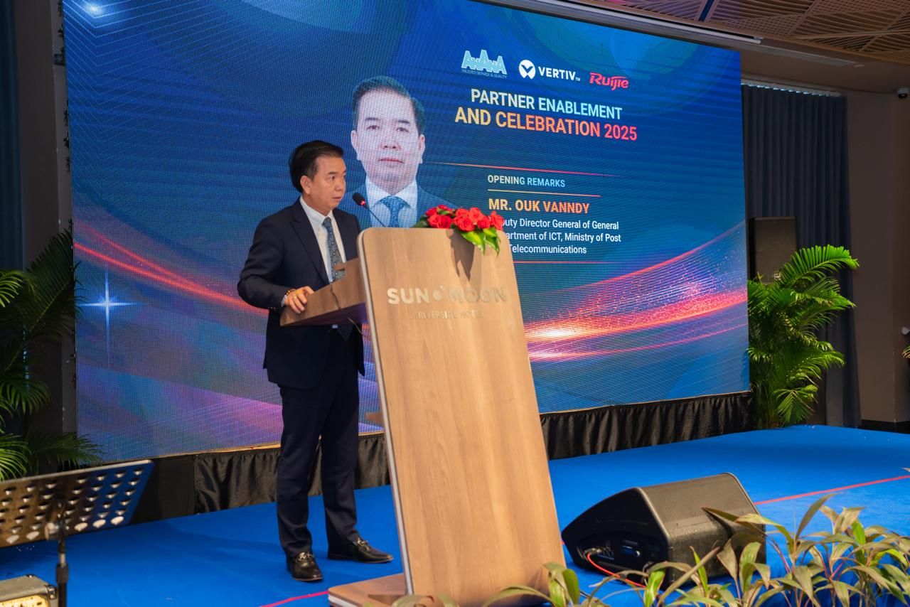 Photo 2025 11 21 09.51.04