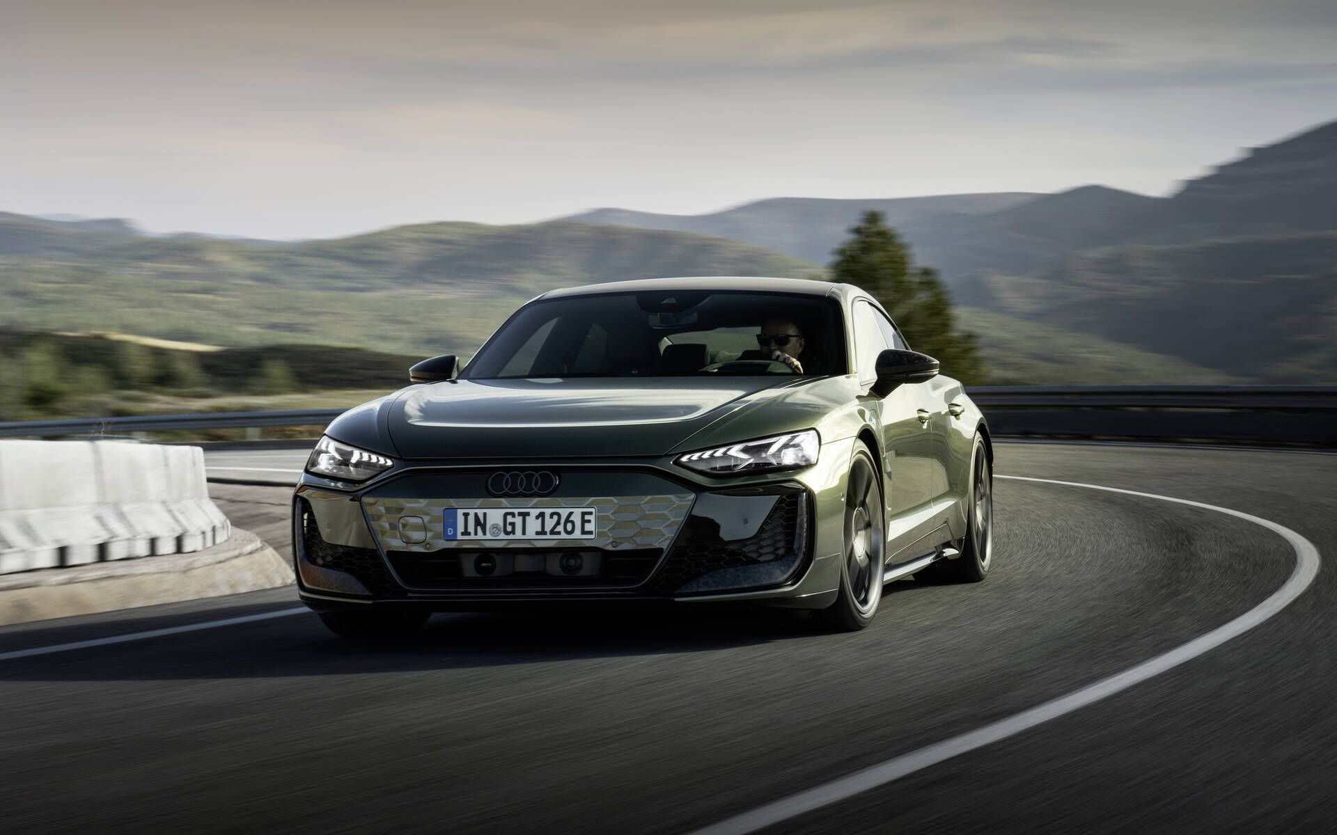 623072 Audi Lance Sa Voiture La Plus Puissante De L Histoire