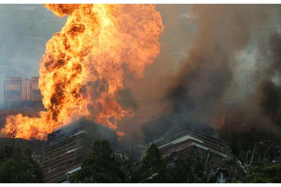 Malaysia Petronas Fire 01042025 01 1743487528 1