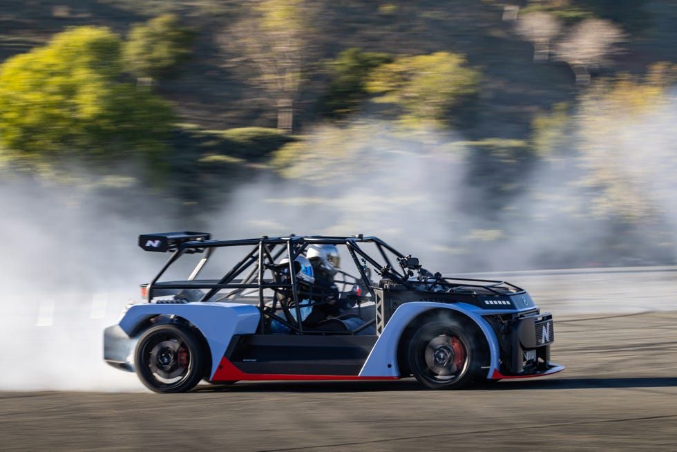 Hyundai RN24 ...