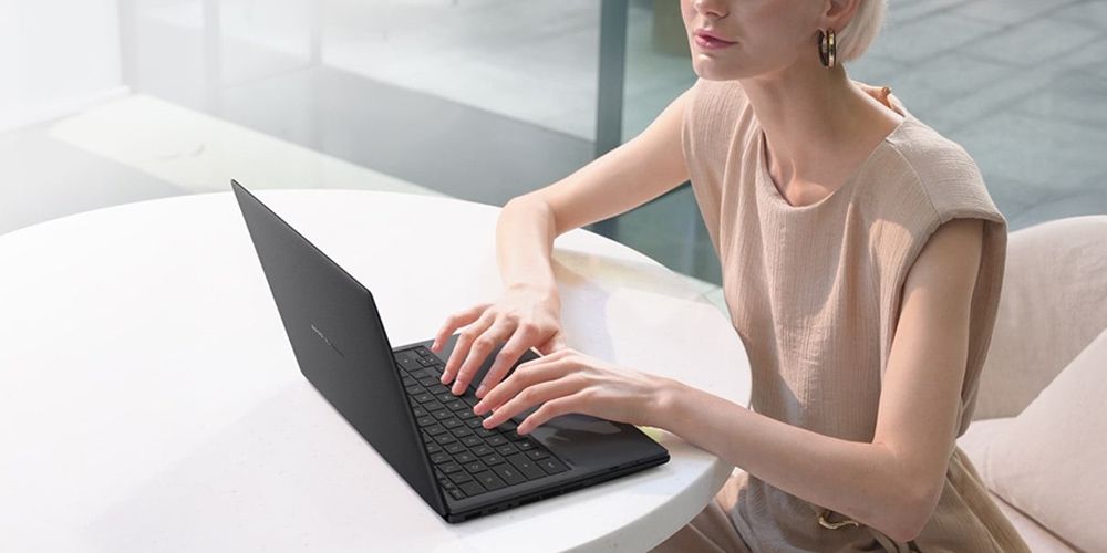 30 Zenbook Duo U X8407 User Experience Cut