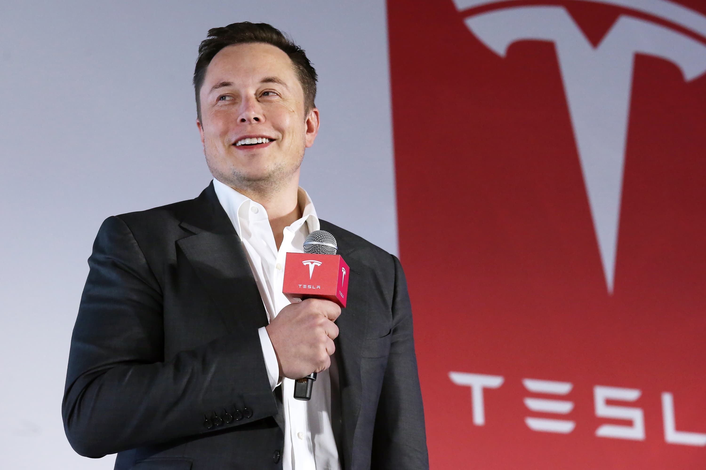 106434195 1595357993564 Elon